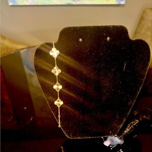 Titanium Gold Clover sparkling Gold Colored Bracelet